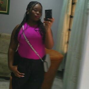 Meet your Posher, Gabriela